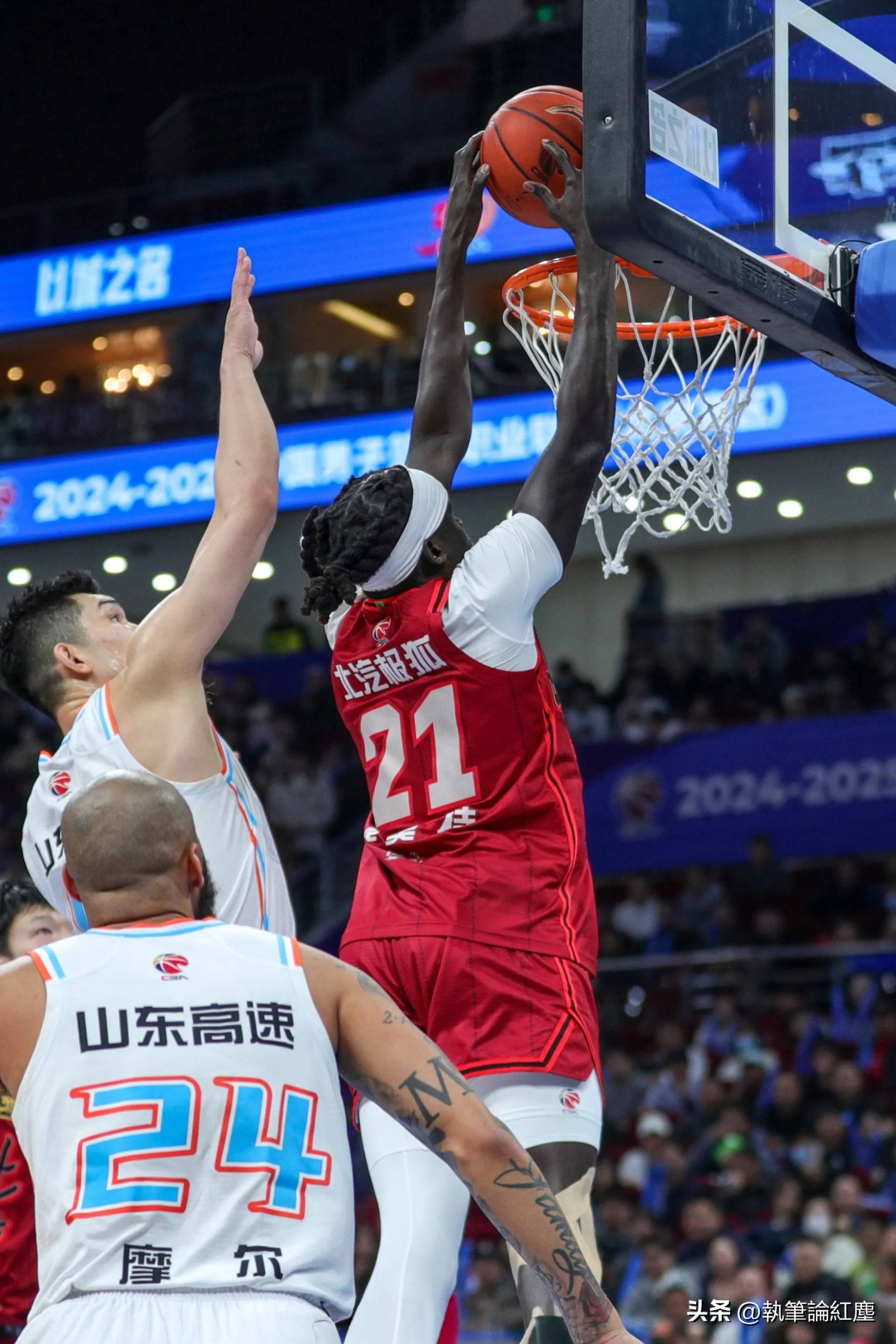 雷火电竞入驻-北京首钢队在主场面对对手表现强势