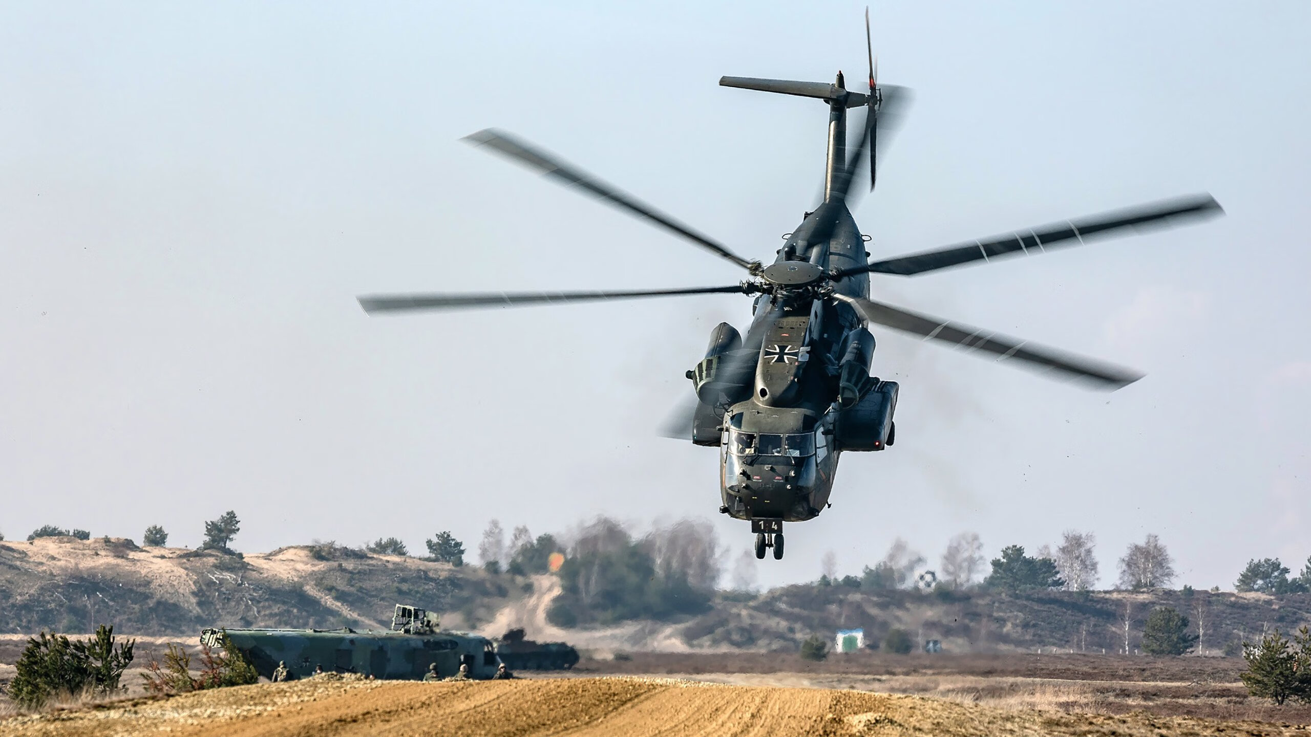 钢铁脊梁与火焰之心，范戴克的稳定如何在德甲争冠战中定鼎乾坤